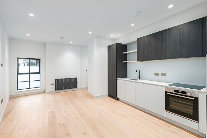 1 Bedroom Flat To Rent In Hoxton Street, London, N1