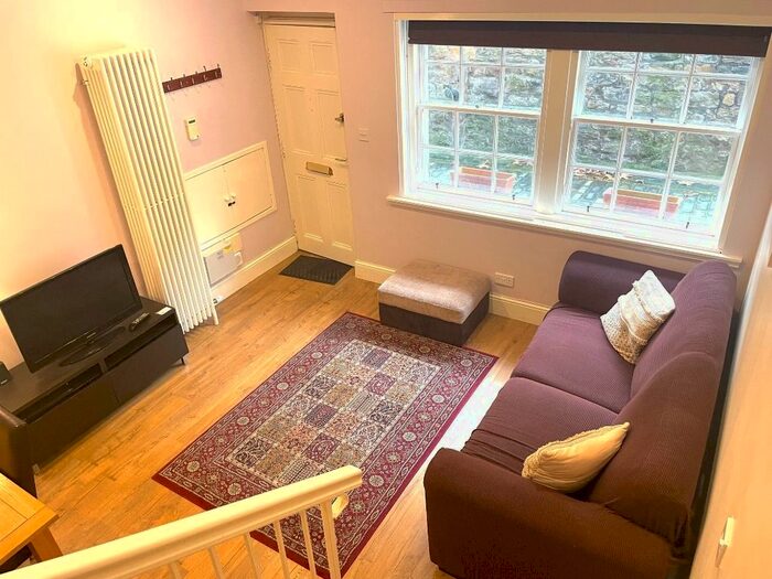2 Bedroom Flat To Rent In Kings Stables Lane, Grassmarket, Edinburgh, EH1