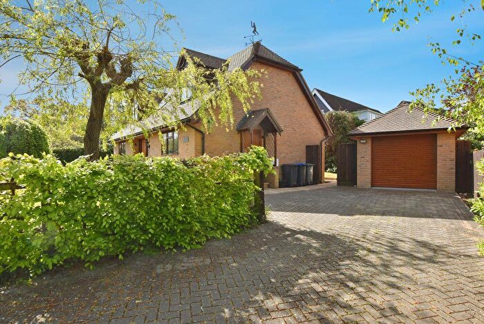 3 Bedroom Detached House For Sale In Pear Tree Drive, Landford ***Video Tour***, SP5