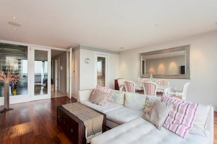 3 Bedroom Flat To Rent In Point West, South Kensington, SW7