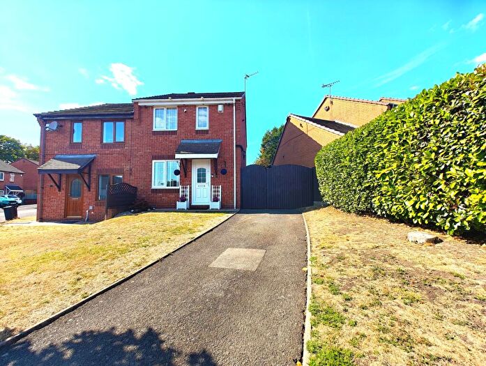 2 Bedroom Semi-Detached House For Sale In Daffodil Close, Sedgley, Dudley, DY3