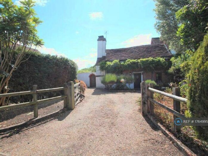 2 Bedroom Semi-Detached House To Rent In The Street, Ewhurst, Cranleigh, GU6