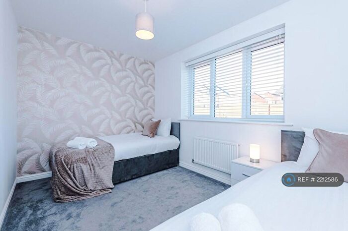 3 Bedroom Terraced House To Rent In Kelty Grove, Heywood, OL10