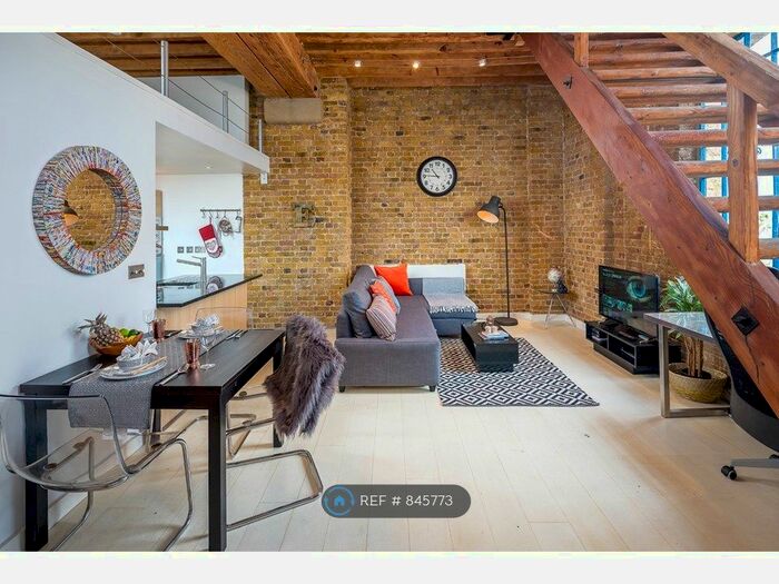 1 Bedroom Flat To Rent In Western Gateway Road, London, E16