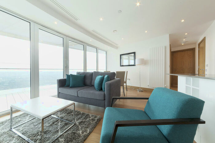 2 Bedroom Apartment To Rent In Crossharbour Plaza, London, E14