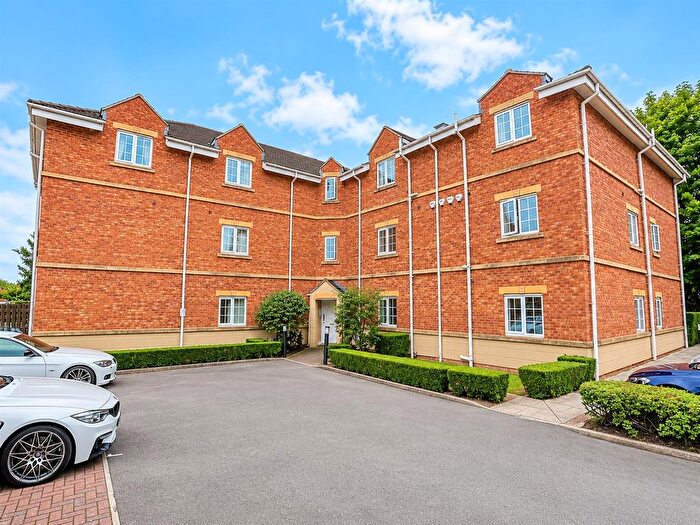 1 Bedroom Flat For Sale In Fairfield Court, Gale Lane, YO24