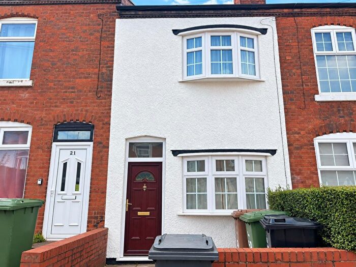 3 Bedroom Terraced House To Rent In Tong Street, Walsall, WS1