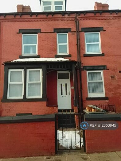 4 Bedroom Terraced House To Rent In Colwyn Road, Leeds, LS11