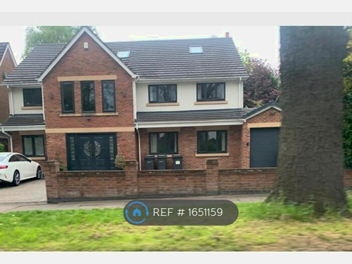 5 Bedroom Detached House To Rent In Walsall Road, Birmingham, B74