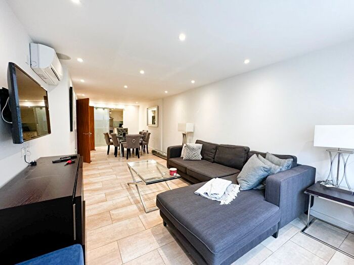 2 Bedroom Maisonette To Rent In Young Street, London, W8