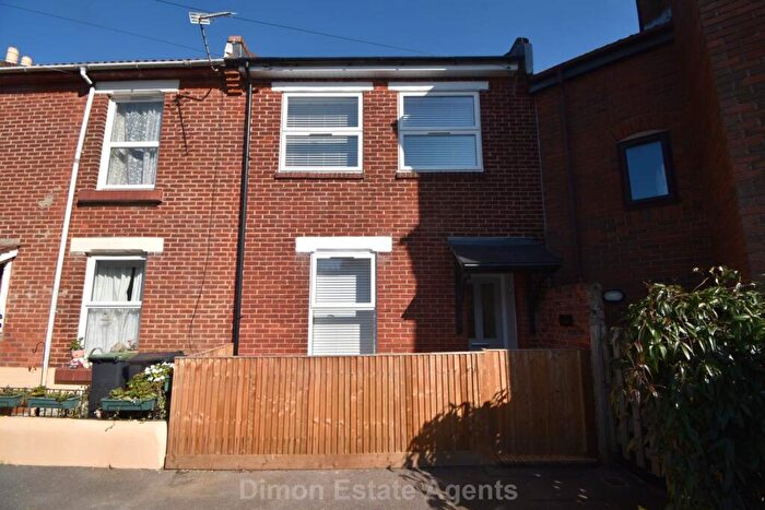 6 Bedroom Terraced House For Sale In Cleveland Road, Gosport, PO12