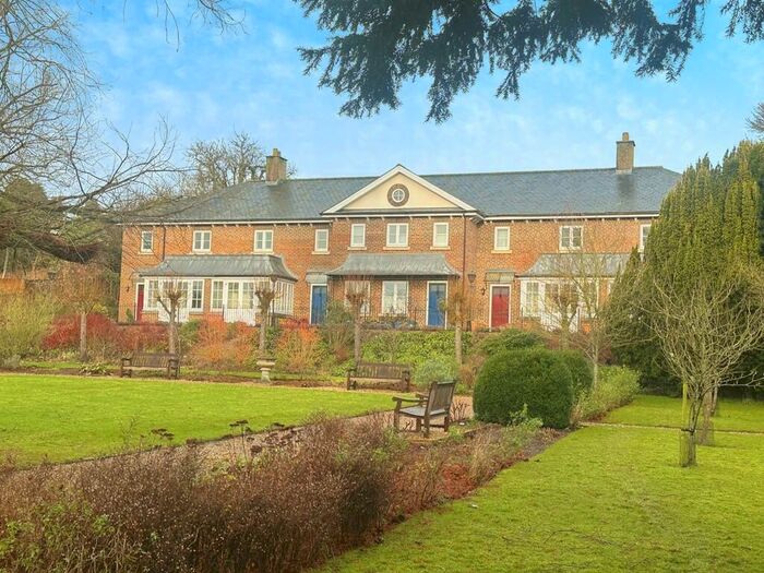 2 Bedroom End Of Terrace House To Rent In Wye House Gardens, Marlborough, SN8