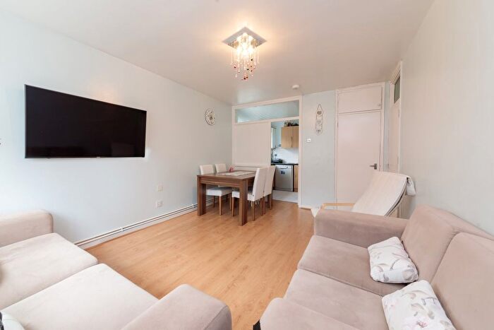 1 Bedroom Flat To Rent In Weymouth Terrace, Haggerston, E2