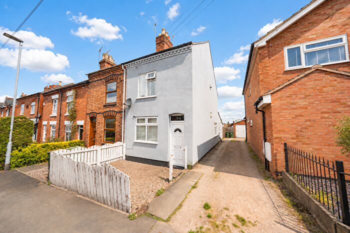 2 Bedroom End Of Terrace House For Sale In Chestnut Road, Glenfield, Leicester, Leicestershire, LE3