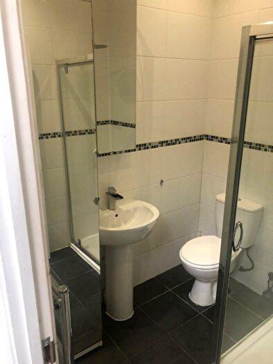 5 Bedroom Private Hall To Rent In Mistletoe Street, Durham, DH1