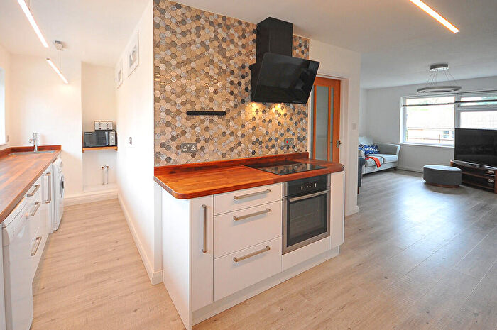 2 Bedroom Apartment To Rent In Cambridge, CB4