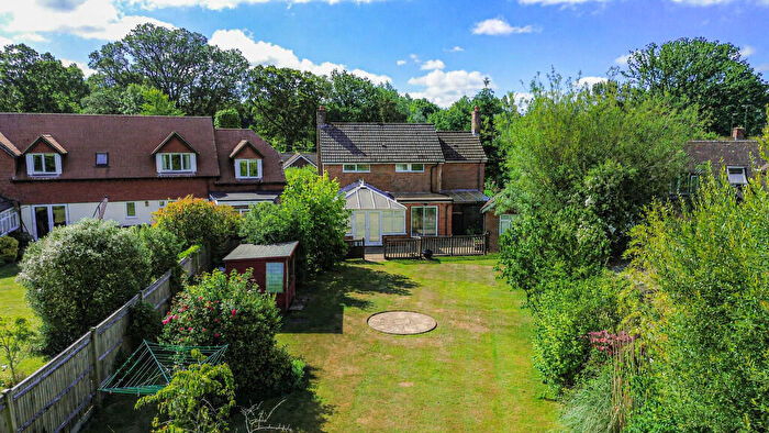 4 Bedroom Detached House For Sale In Steep Marsh, Petersfield, Hampshire, GU32