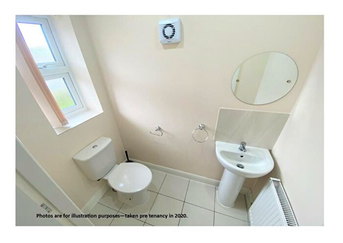 2 Bedroom Semi-Detached House For Sale In Pottery Road, Oldbury, B68