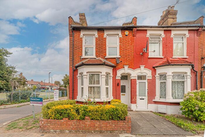 3 Bedroom Terraced House To Rent In Forest Road, Edmonton, N9