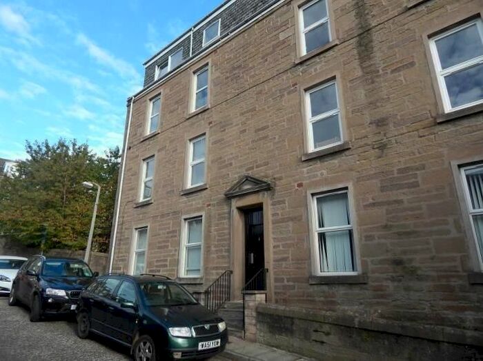 2 Bedroom Flat To Rent In Patons Lane, Dundee, DD2
