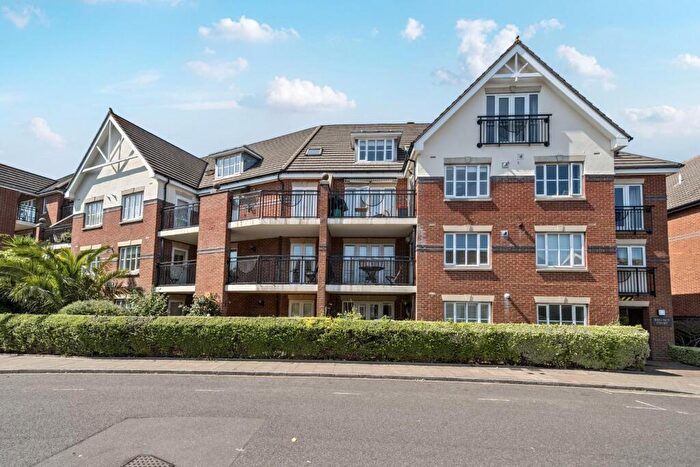 2 Bedroom Apartment For Sale In King Charles Street, Portsmouth, PO1