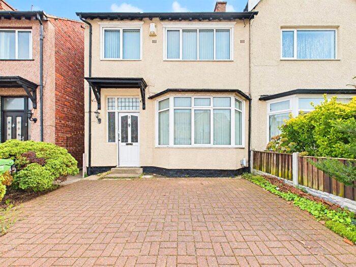 3 Bedroom Semi-Detached House For Sale In Hylton Avenue, Wallasey, CH44