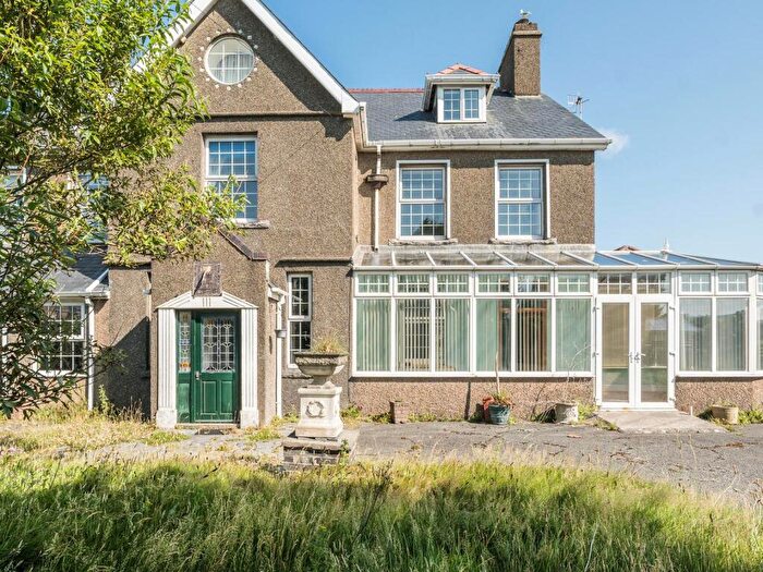 Detached House For Sale In Morannedd, MoranneddPier Road, Tywyn, LL36