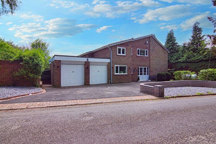 6 Bedroom Detached House For Sale In Showell Lane, Meriden, Coventry, CV7