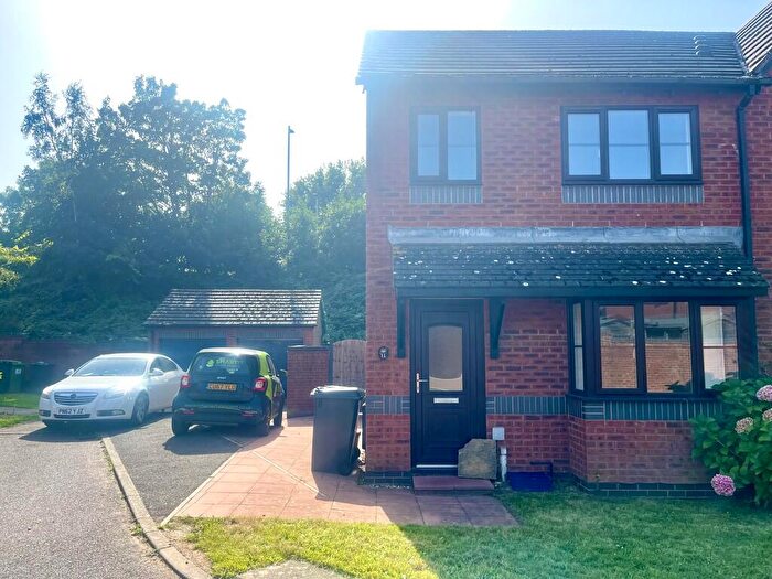 3 Bedroom Semi Detached House To Rent In Gittisham Close, Exeter, EX1