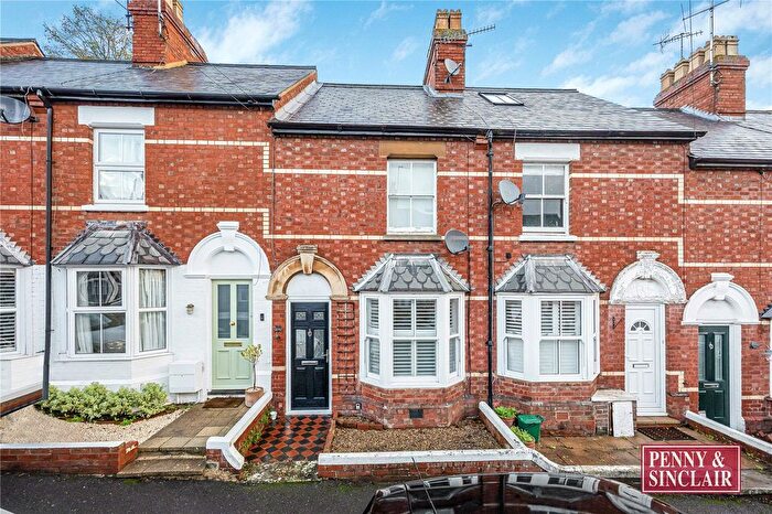 2 Bedroom Terraced House For Sale In Clarence Road, RG9
