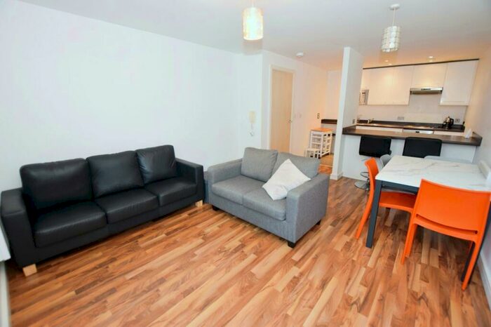 2 Bedroom Flat To Rent In The Quadrangle, Lower Ormond Street, Southern Gateway, Manchester, M1