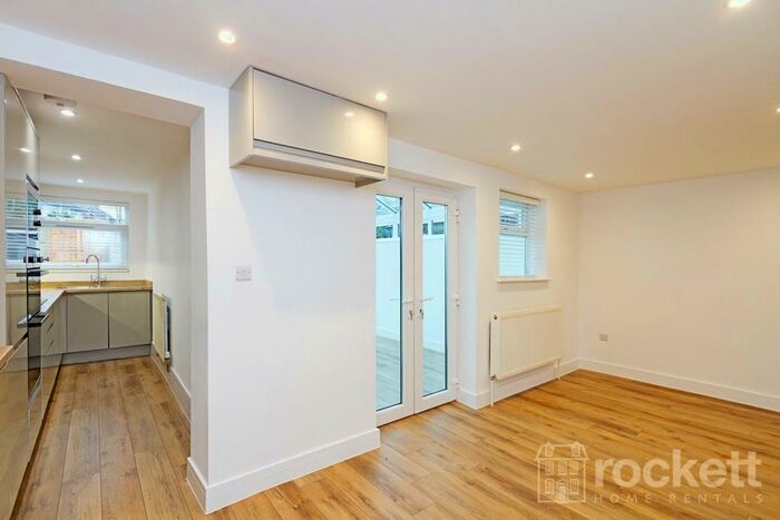 3 Bedroom Semi-Detached House To Rent In Vernon Avenue, Audley, ST7