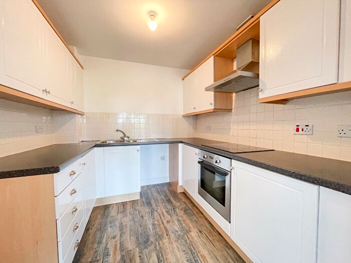 2 Bedroom Flat To Rent In Baltic Wharf, Clifton Marine Parade, Gravesend, Kent, DA11