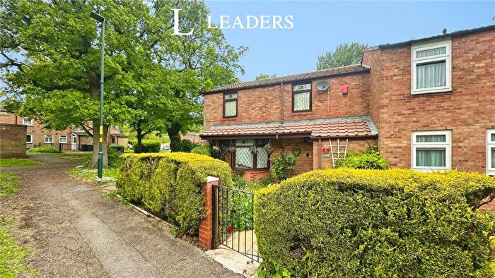 4 Bedroom End Of Terrace House For Sale In Seals Green, Birmingham, West Midlands, B38