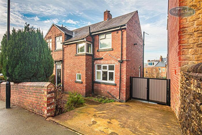 3 Bedroom Semi-Detached House For Sale In Bell Hagg Road, Walkley, Sheffield, S6