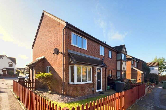 1 Bedroom Terraced House To Rent In Dickens Court, Biggleswade, Beds SG18