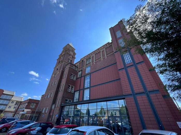 2 Bedroom Flat To Rent In Heritage Way, Wigan, WN3