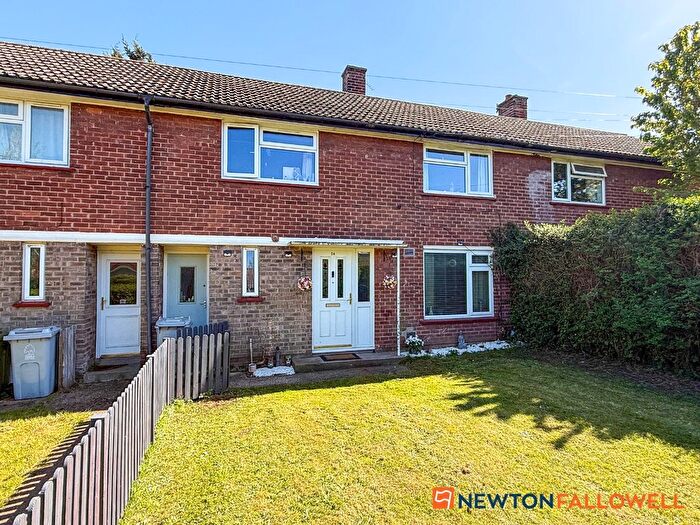 3 Bedroom Terraced House For Sale In The Meadows, Farndon, NG24