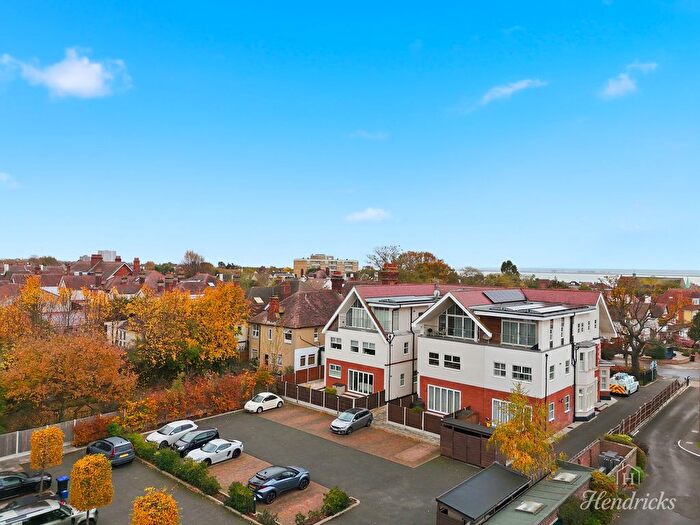 2 Bedroom Flat For Sale In St. Hildas Mews, Westcliff-On-Sea, SS0