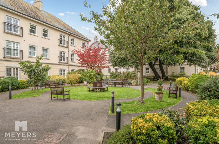 1 Bedroom Apartment For Sale In Somerleigh Road, Dorchester, DT1