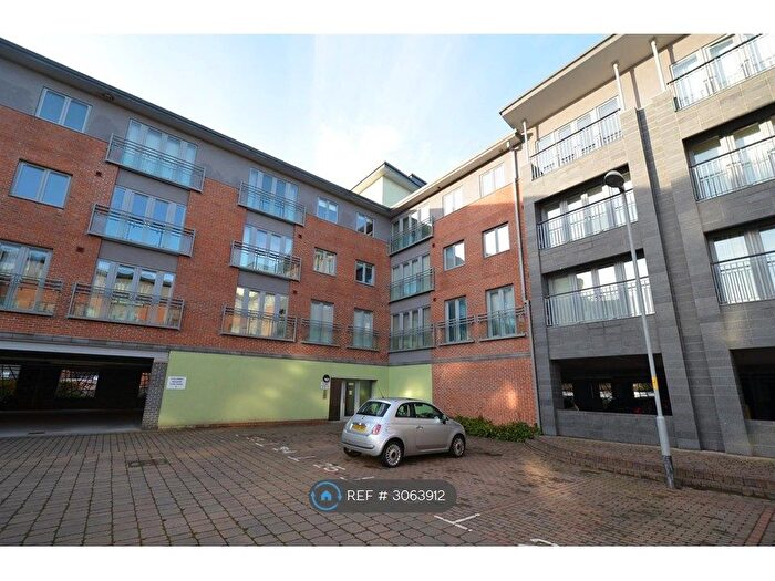 1 Bedroom Flat To Rent In Worsdell Drive, Gateshead, NE8