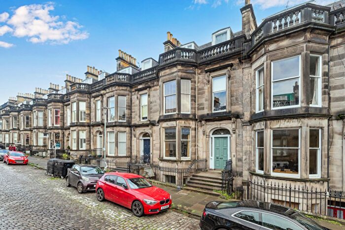 4 Bedroom Flat For Sale In Coates Gardens, West End, Edinburgh, EH12