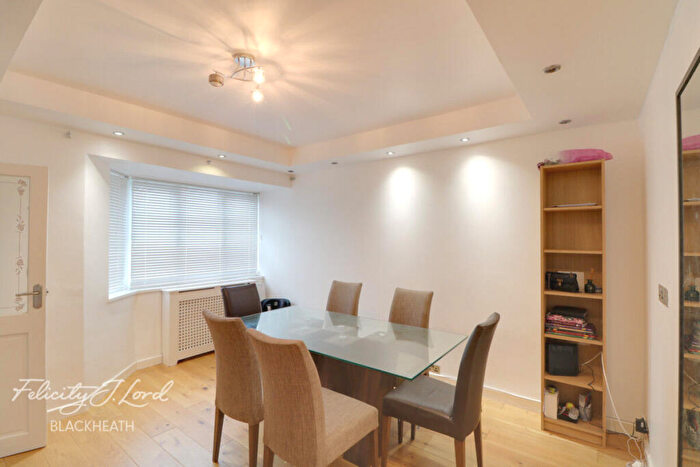 3 Bedroom Terraced House To Rent In Indus Road, London, SE7