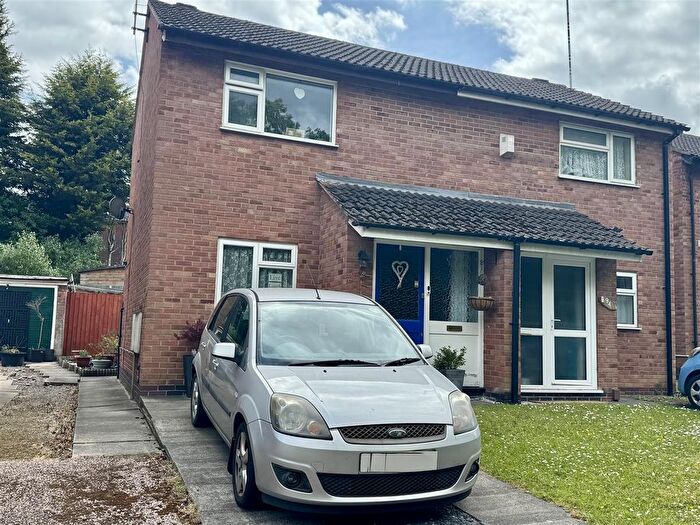 2 Bedroom Semi-Detached House For Sale In Copeland Avenue, Leicester, LE3