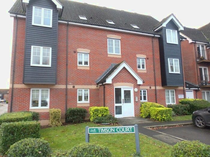 2 Bedroom Flat To Rent In Gould Close, Newbury, RG14