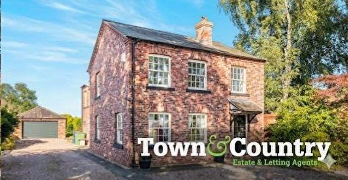 4 Bedroom Detached House To Rent In Chapel Street, Holt, Wrexham, LL13