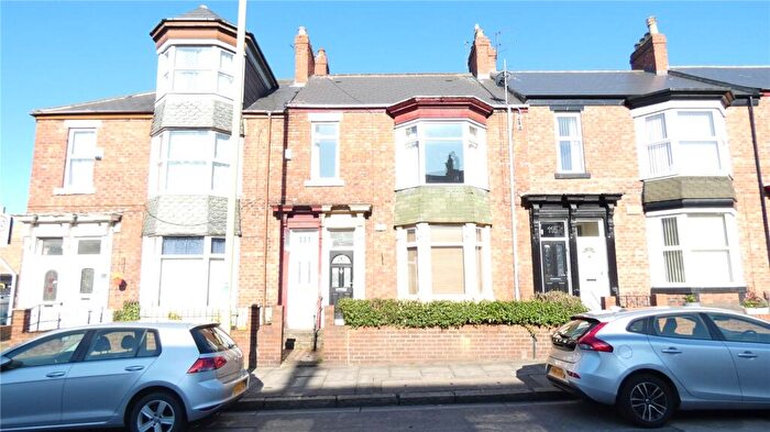 3 Bedroom Apartment To Rent In Stanhope Road, South Shields, Tyne And Wear, NE33