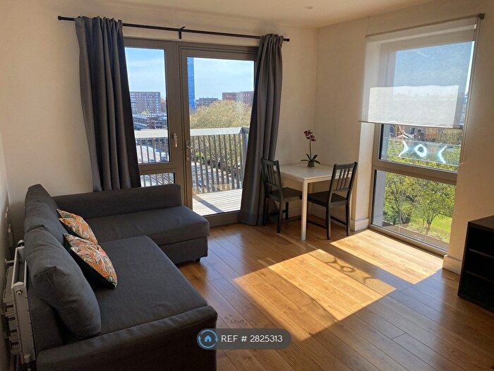 1 Bedroom Flat To Rent In Rathbone Market, London, E16