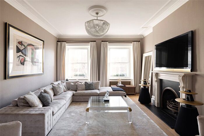 4 Bedroom Flat For Sale In Palace Gate, London, W8