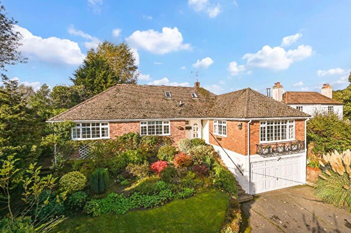 4 Bedroom Detached House For Sale In Lees Road, Ashford, TN25